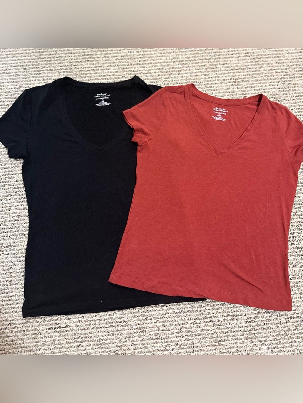 Set of 2 - Banana Republic Timeless T-Shirt